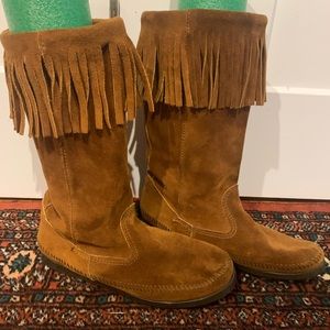 Minnetonka Moccasin Boots